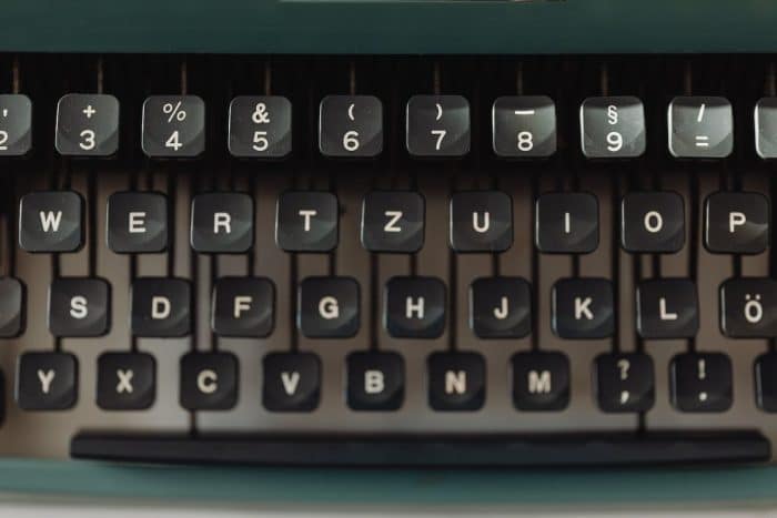 La disposition des lettres sur un clavier Qwerty : décryptage et usages